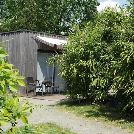 Les Cabanes de Do-3